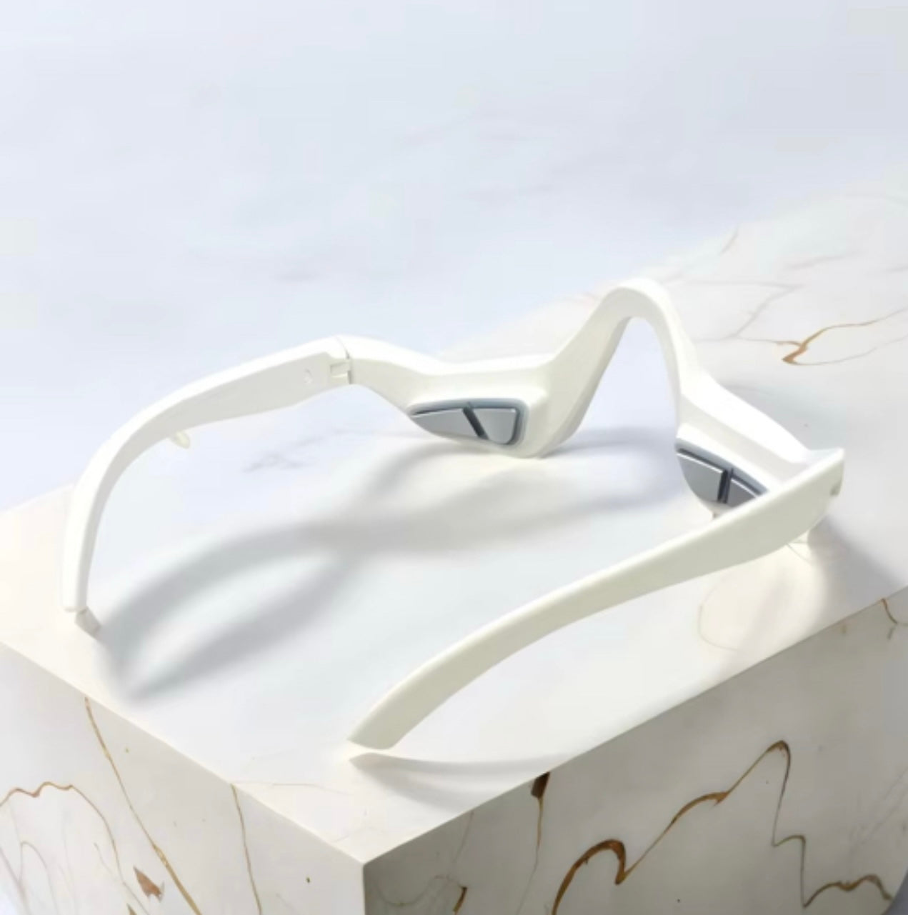 KYEE Under-Eye Therapy Glasses — Reduce Dark Circles & Puffiness at Home